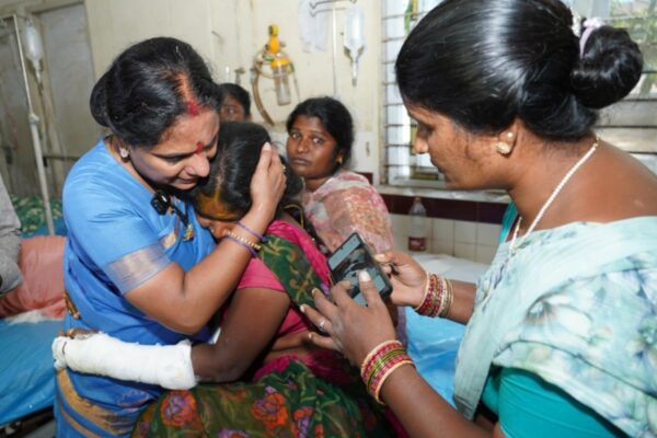 Kalvakuntla Kavitha Jagruthi Janam Bata warangal