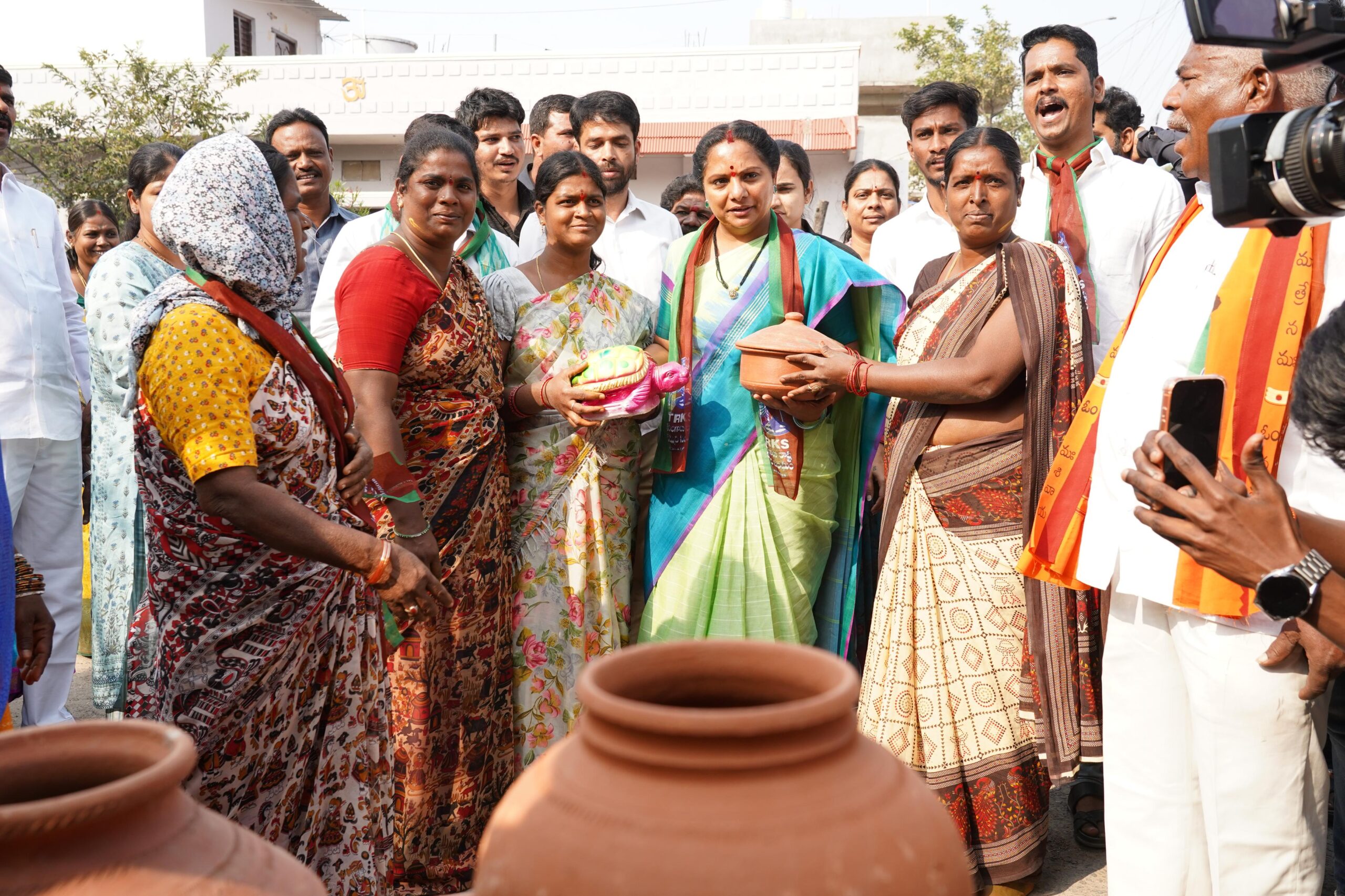 Telangana Jagruti leader Kavitha encourages adventure sports students