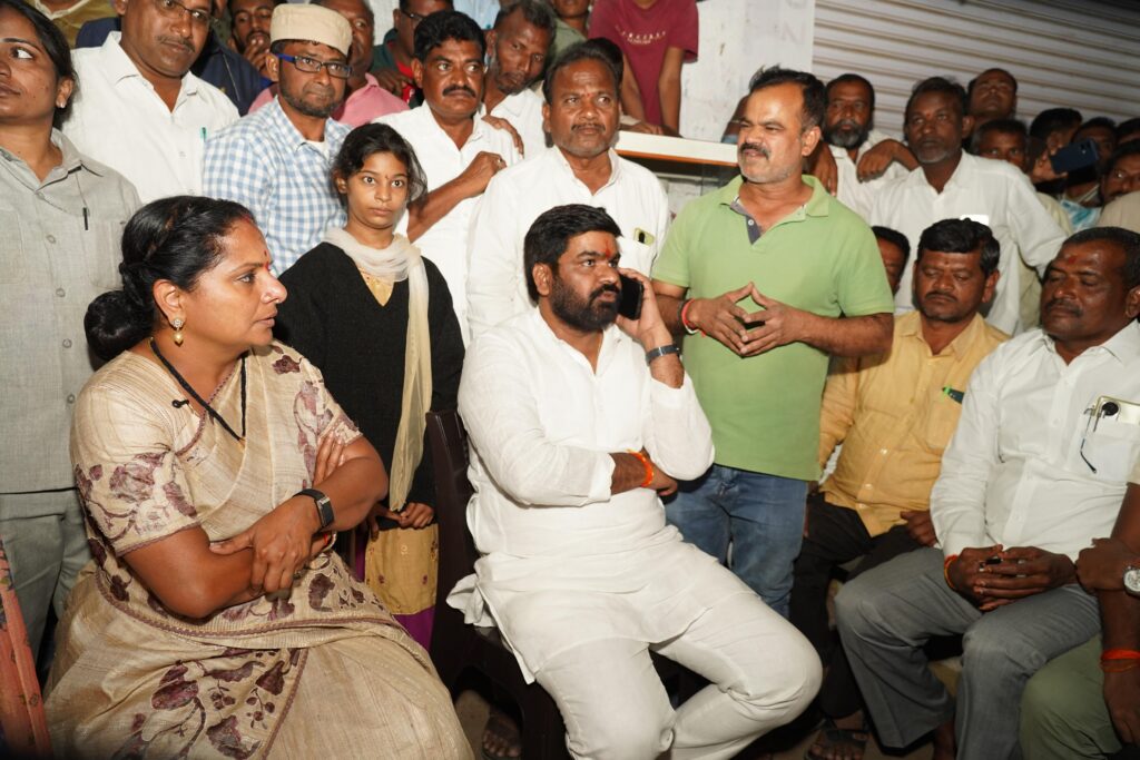 Kalvakuntla Kavitha Chai Pe Charcha with Gadwal residents