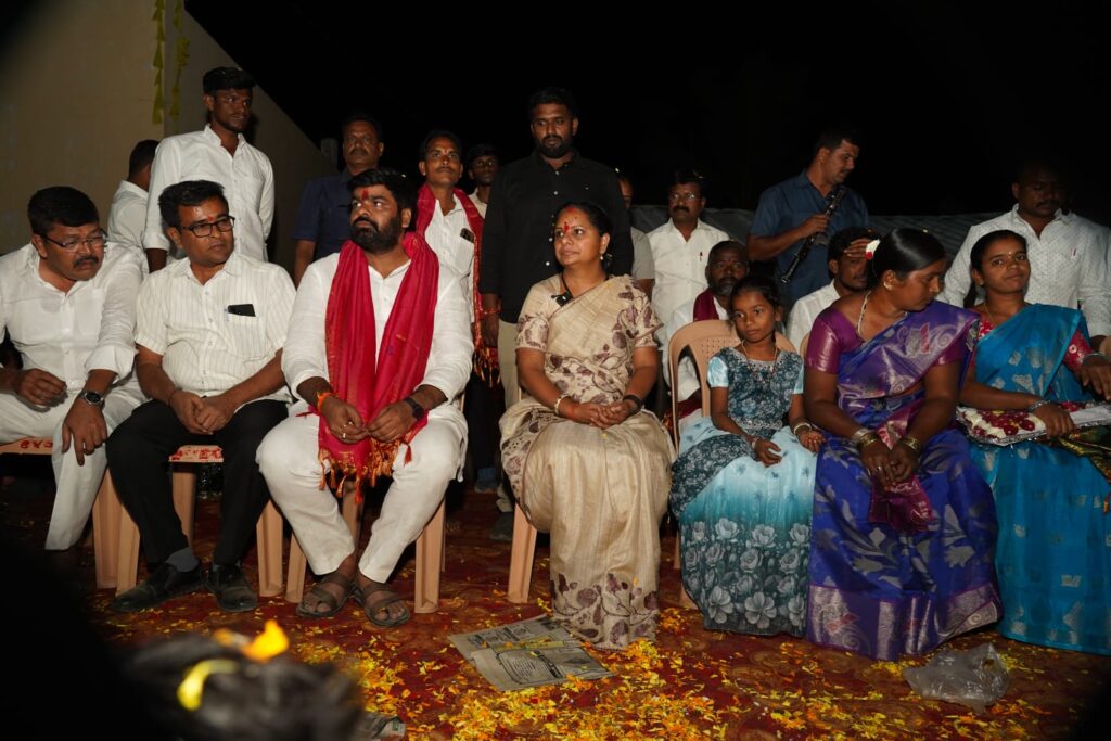 Jagruti Janambata public meeting led by Kavitha in Guddenadoddi