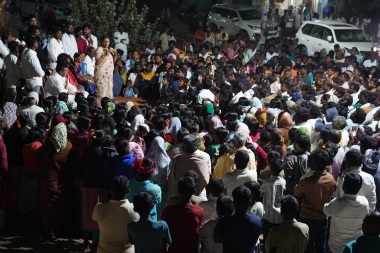 Telangana Jagruti political platform announcement by Kavitha in Gadwal