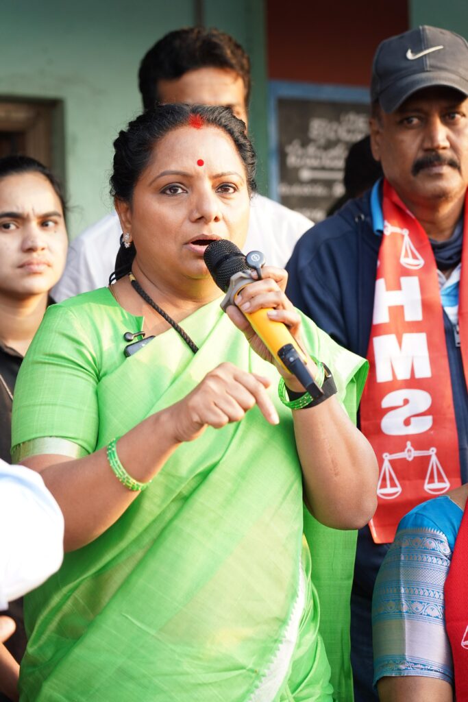 Kalvakuntla Kavitha addressing Singareni workers during her visit to Manuguru OC-2 mine