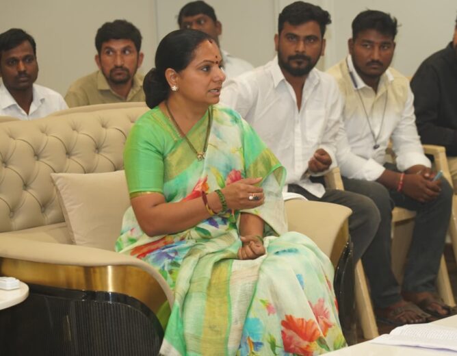 Kavitha meeting auto union leaders in Hyderabad