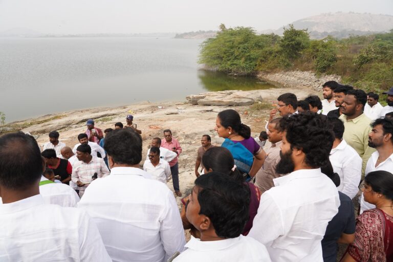 Janambata programme inspection of irrigation projects by Kavitha