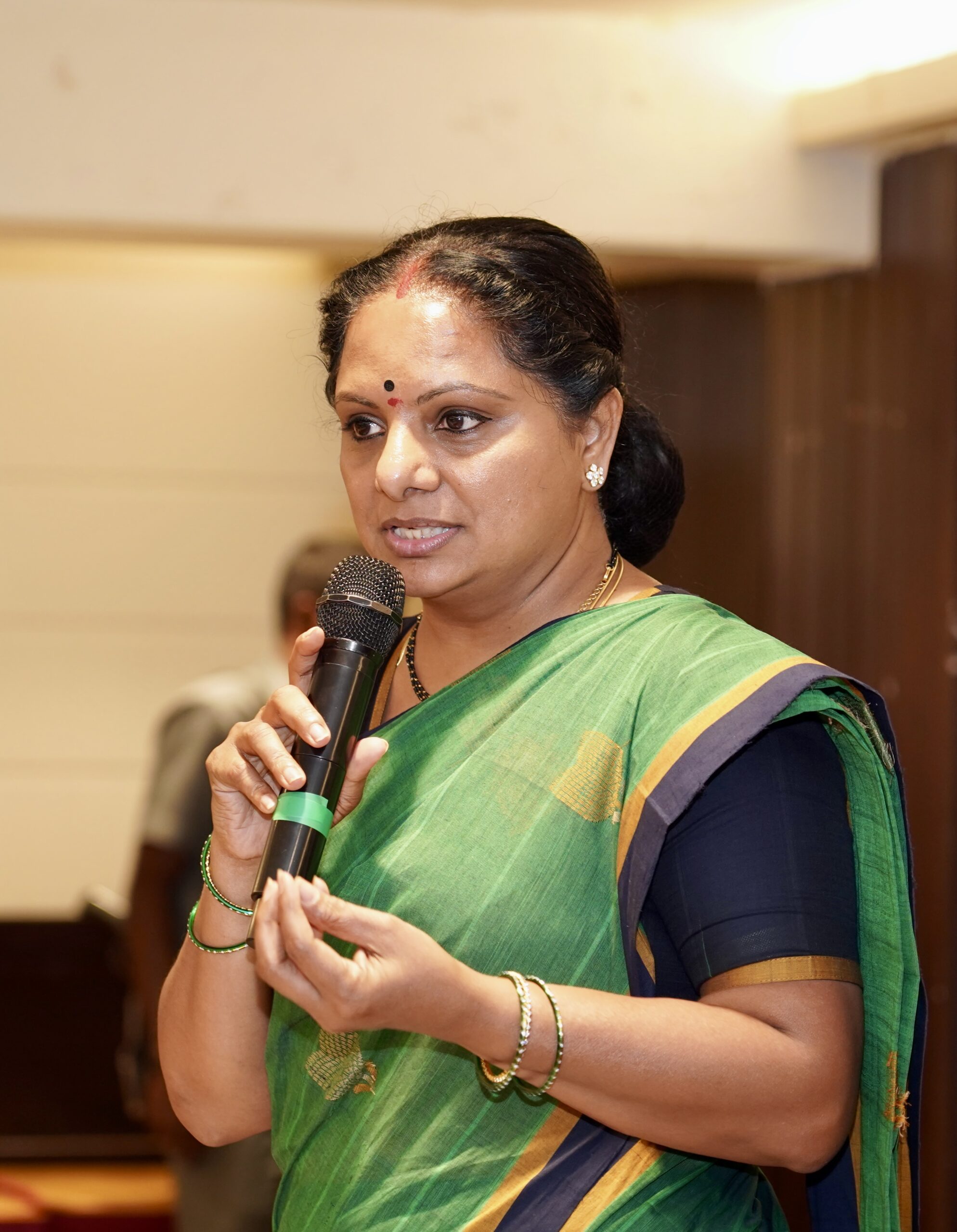 Kalvakuntla Kavitha reacts to Suryapet teachers road accident