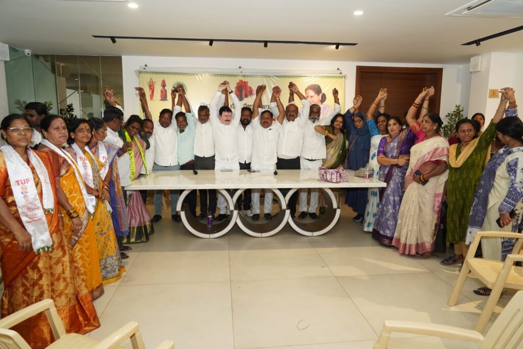 Telangana activists demand 250 sq yards land