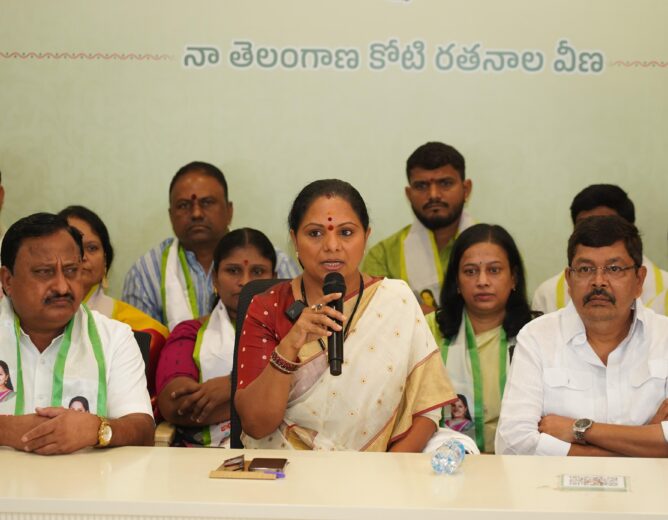 Kalvakuntla Kavitha speaks against BRS on 42 percent BC reservations