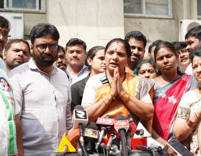 Kalvakuntla Kavitha reacts to court verdict and comments on BRS defeat in Hyderabad
