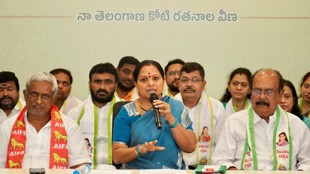 Kavitha addresses media on alternative politics in Telangana