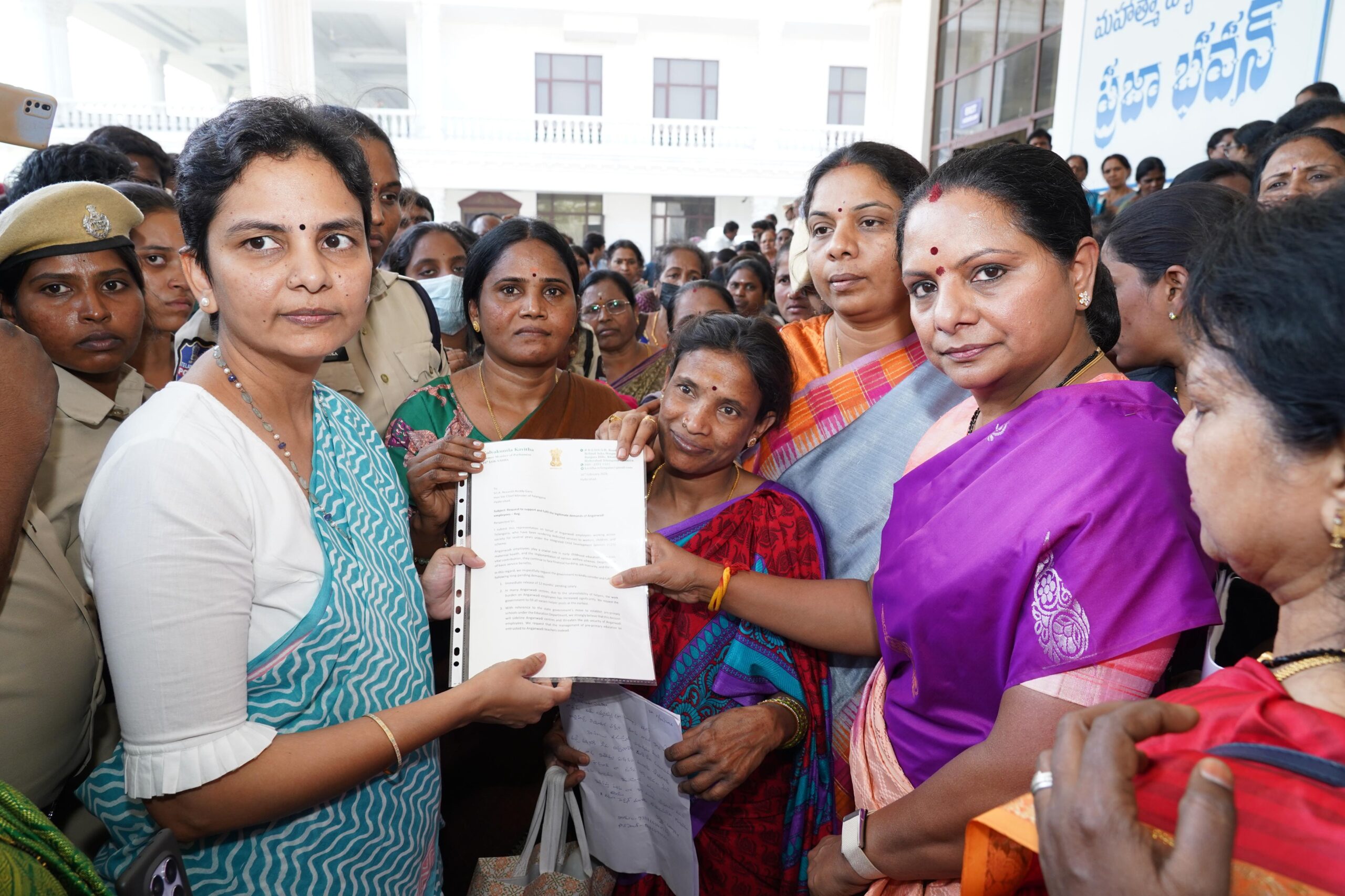 Kalvakuntla Kavitha opposes political interference in Anganwadi services and demands salary hike