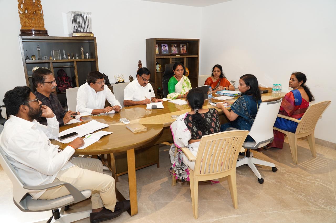 Kalvakuntla Kavitha meeting Telangana Jagruthi study committees