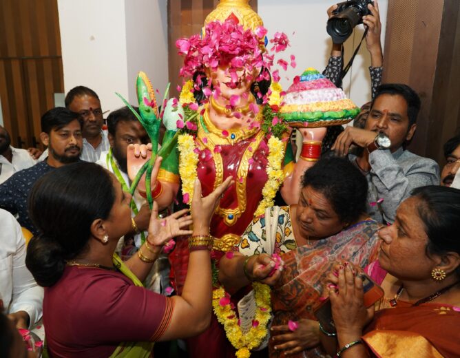 Kalvakuntla Kavitha at Telangana Activists Self-Respect Meeting in Hyderabad