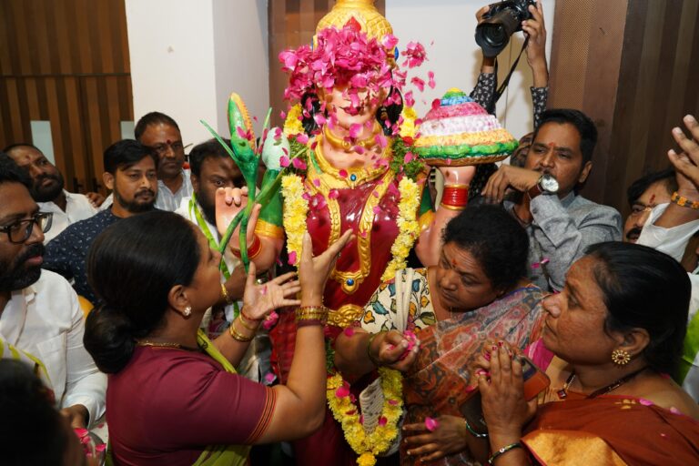 Kalvakuntla Kavitha at Telangana Activists Self-Respect Meeting in Hyderabad