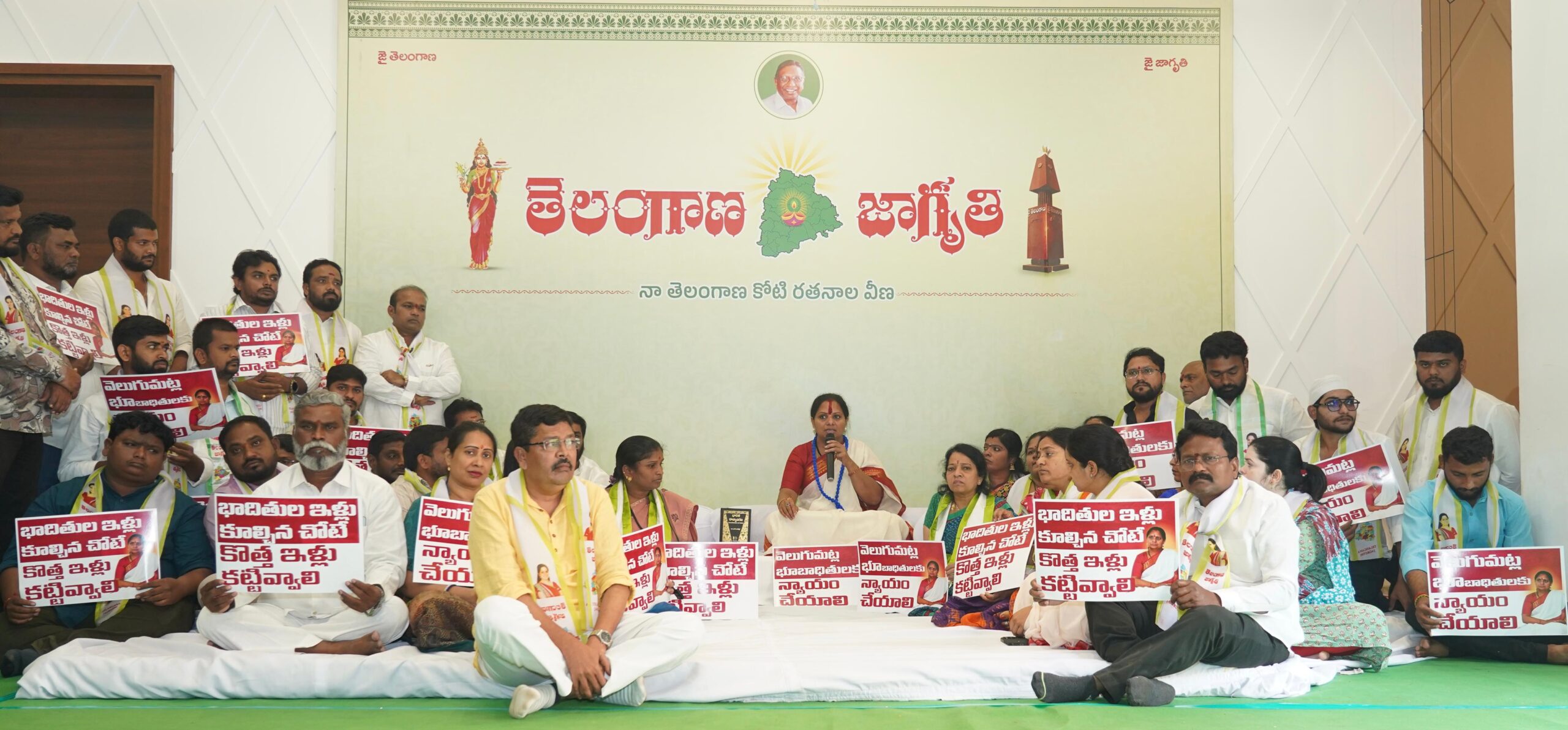 Telangana Jagruthi leader continues hunger strike in Hyderabad