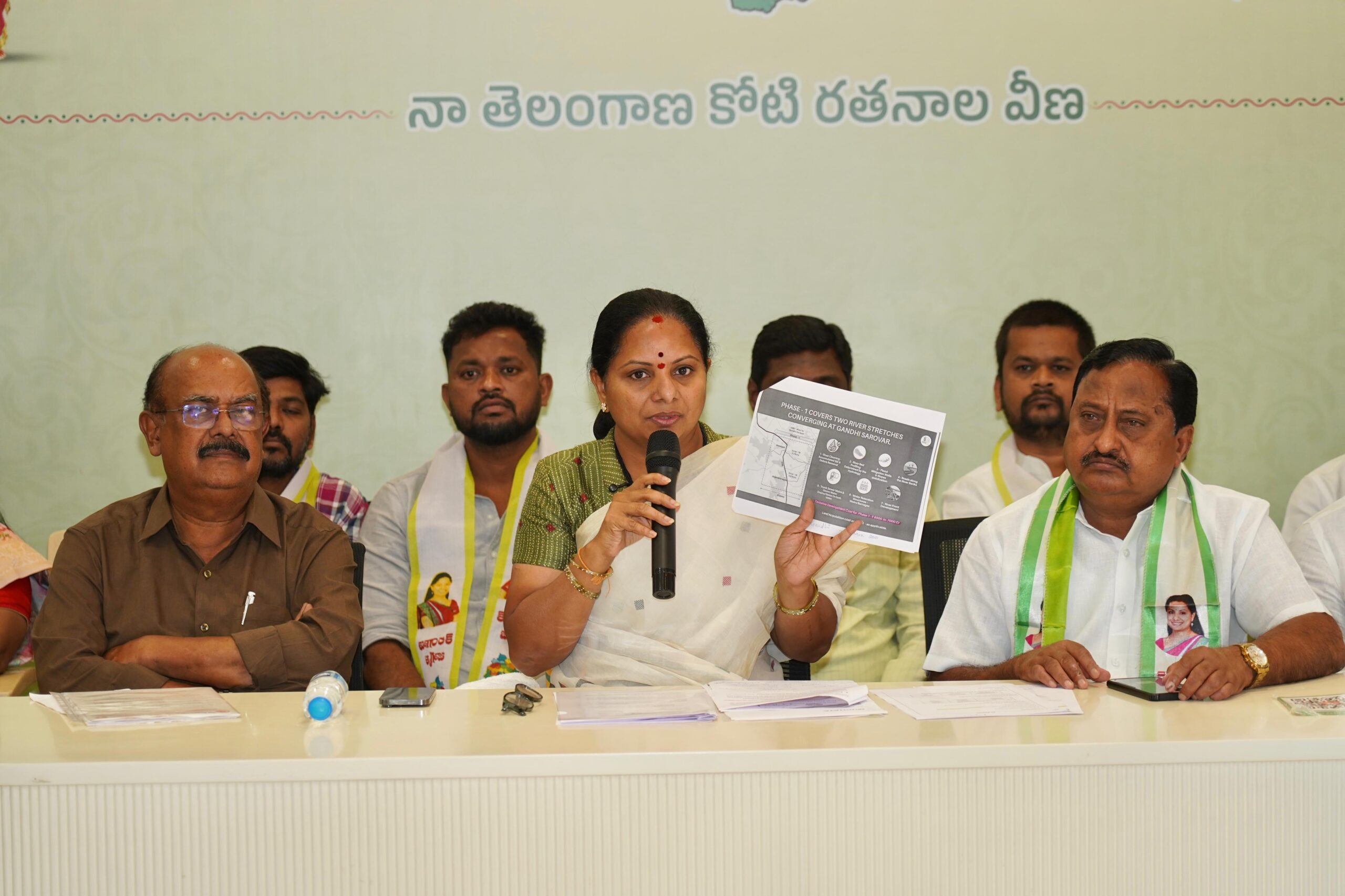 Kalvakuntla Kavitha speaking about Musi river project and Hydra demolitions in Hyderabad