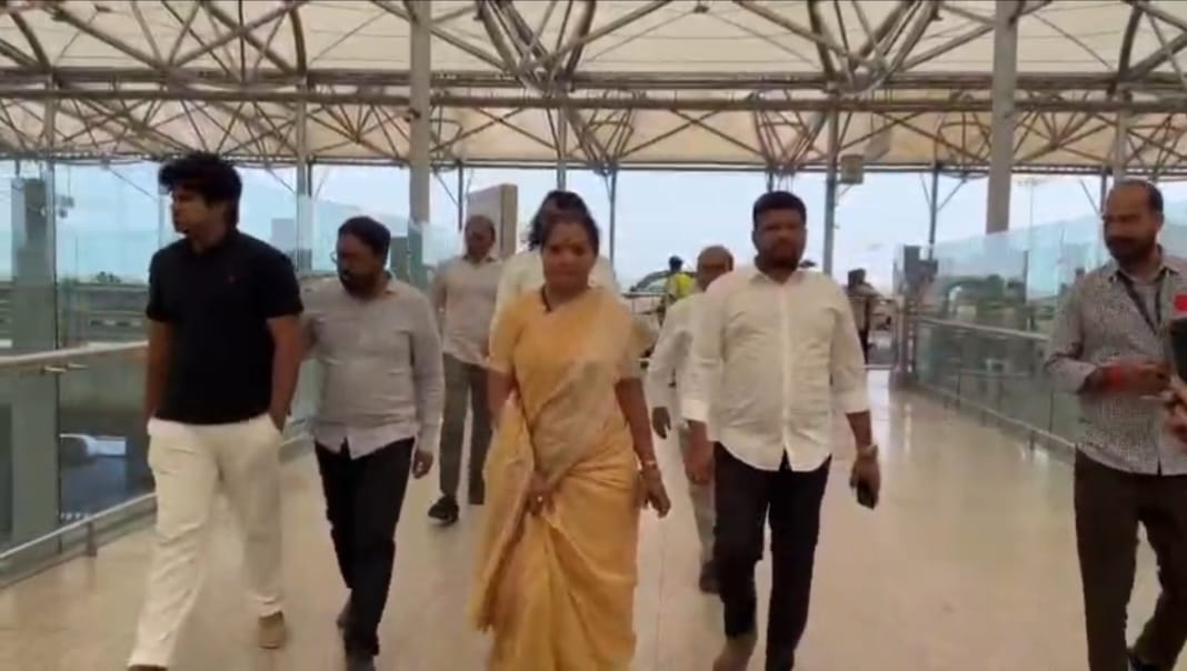 Kalvakuntla Kavitha leaves for Tirumala Venkateswara Swamy darshan from Shamshabad airport