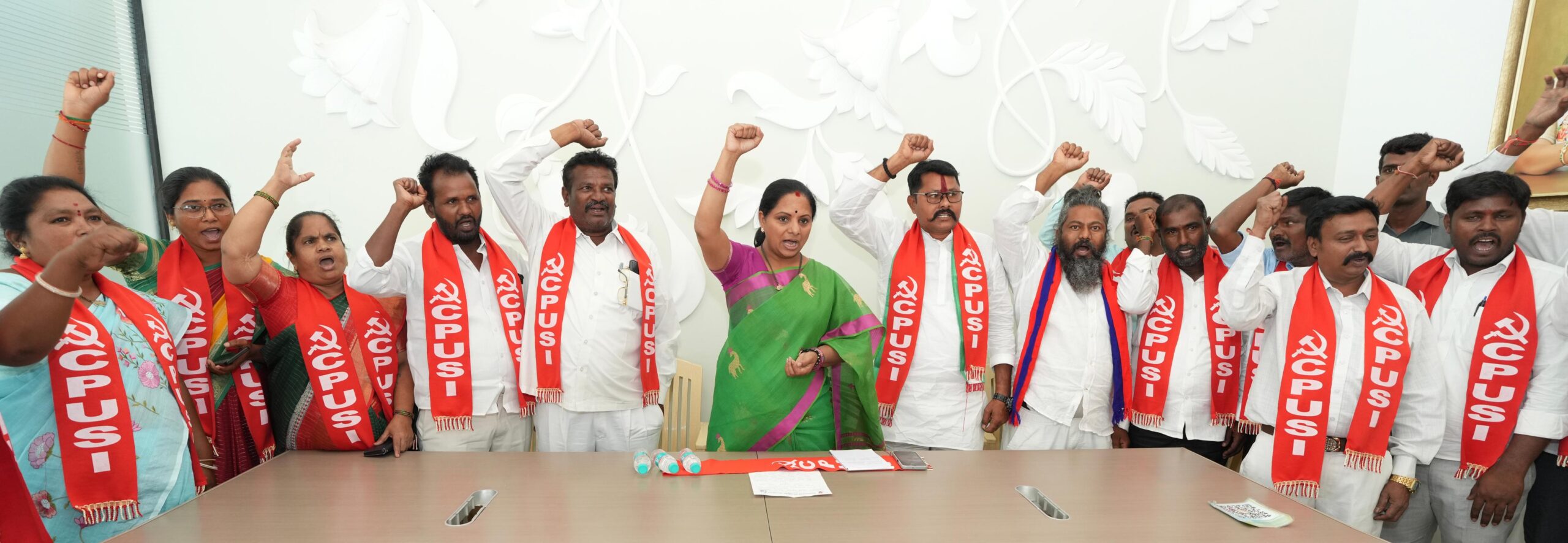 Kalvakuntla Kavitha addressing supporters at Telangana Jagruthi office during announcement of new political party with Maroju Veeranna followers