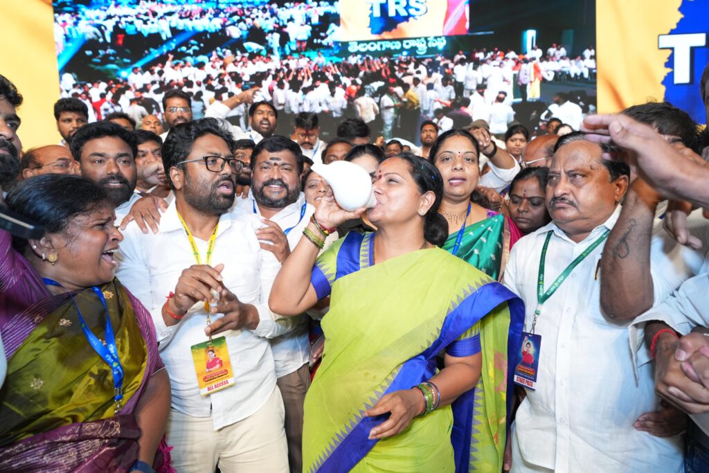 Kavitha launches Telangana Rashtra Sena (TRS) with supporters at Hyderabad event