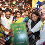 Telangana Rashtra Sena Announced by Kalvakuntla Kavitha