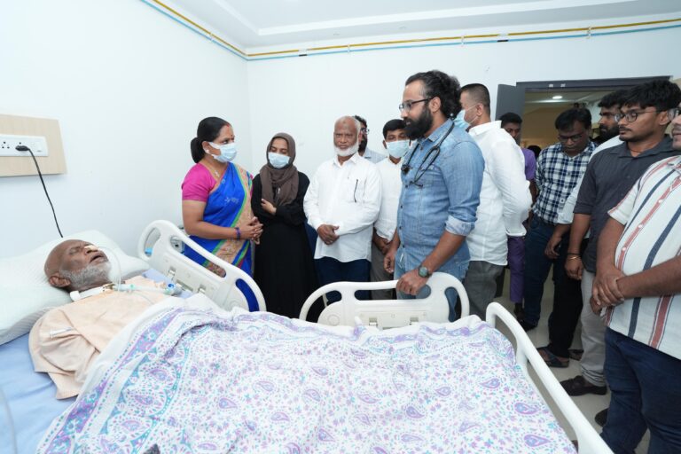 Kalvakuntla Kavitha visiting ailing Osmania University retired professor Mohammed Ansari at a rehabilitation center in Hyderabad