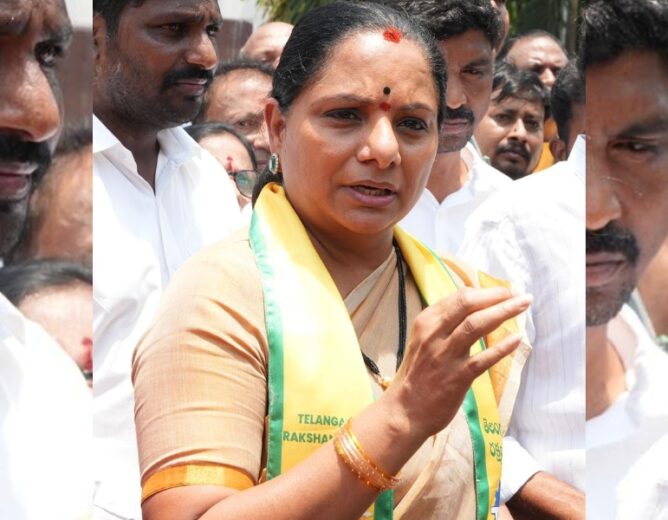 Reinstate RTC Driver Ashok Immediately | TRS Chief K Kavitha Slams Govt Over Suspension | డ్రైవర్ అశోక్ ను వెంటనే విధుల్లోకి తీసుకోవాలి