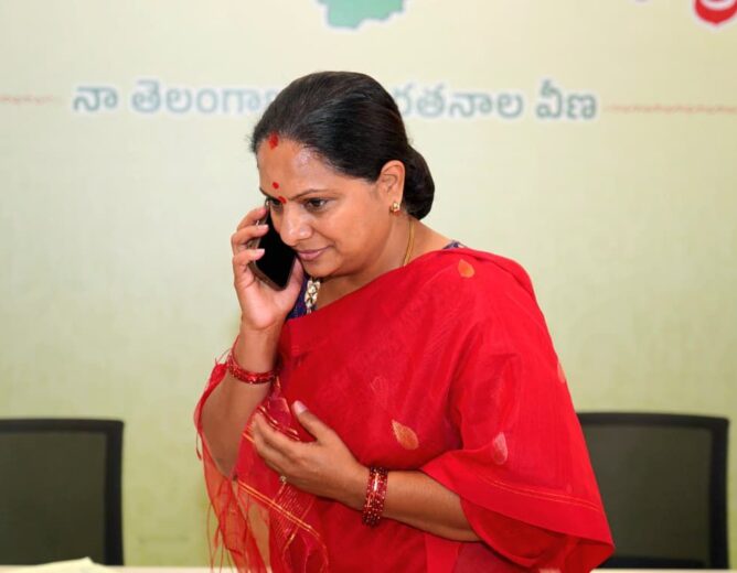 Kalvakuntla Kavitha Demands Immediate Relief for Adilabad Farmers After Maize Crop Fire