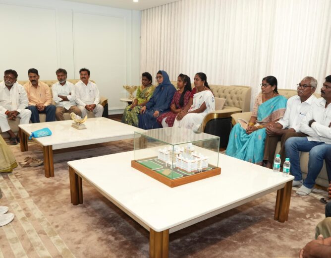 TRS Chief Kalvakuntla Kavitha extended full support to Telangana movement activists and warned the Congress government to fulfill promises by June 2, failing which statewide protests will be launched.