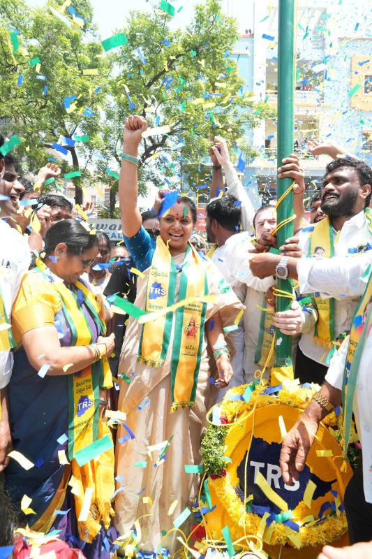 Kalvakuntla Kavitha pays tribute to Dr. B.R. Ambedkar, unveils Telangana Rakshana Sena flag, and addresses a public meeting in Moinabad