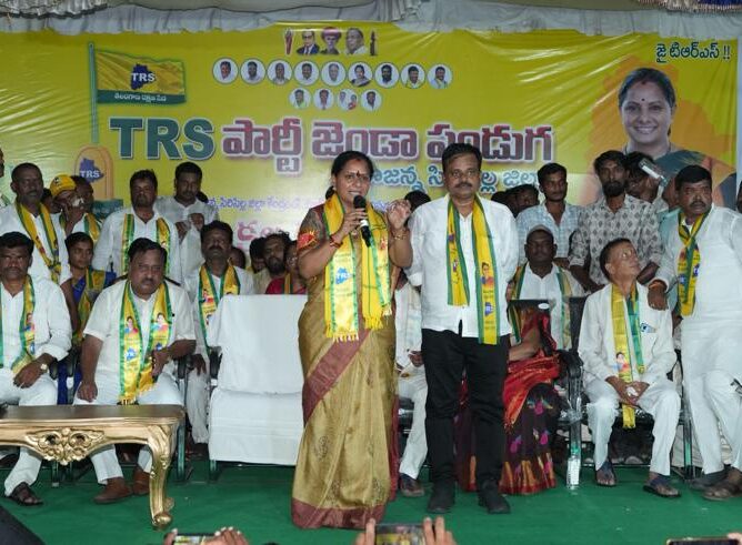 Kavitha Slams ‘Weekend MLA’ KTR Over Farmers, Handloom Workers and Public Issues