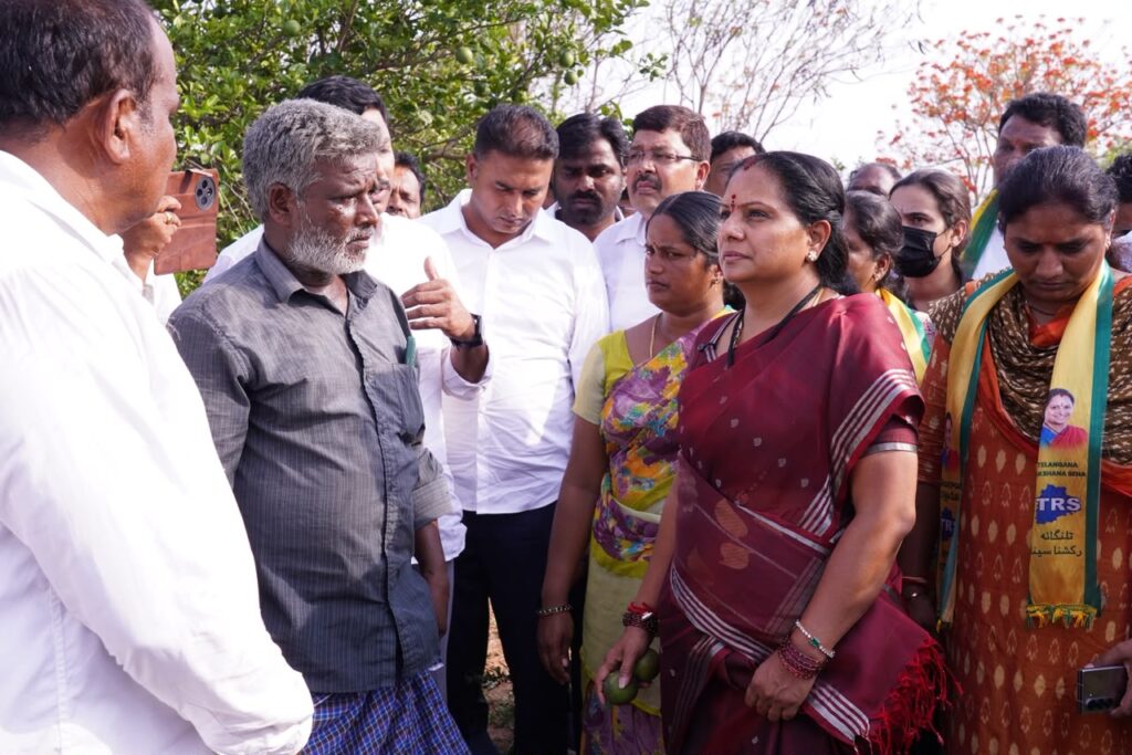 Telangana Rakshana Sena Chief Kalvakuntla Kavitha addresses a farmers' round table meeting in Nalgonda, raising concerns over Rythu DISCOM, pending Rythu Bharosa payments and farmer welfare issues