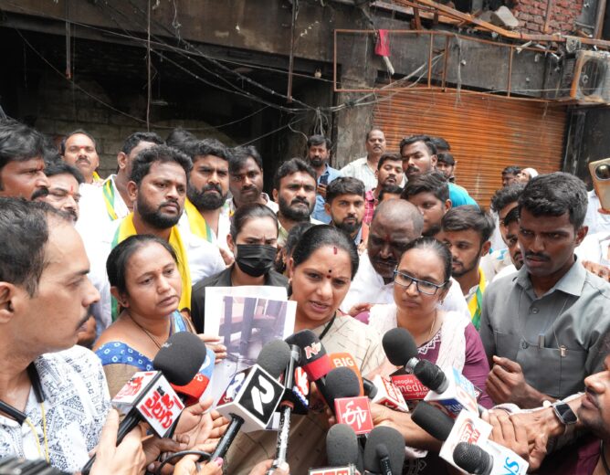 Kalvakuntla Kavitha interacting with victims during her visit to the fire-affected shopping complex in Ameerpet, Hyderabad.