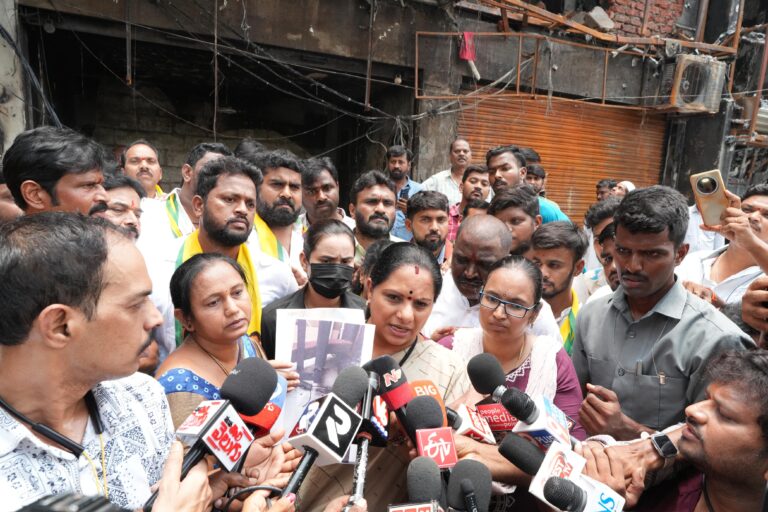 Kalvakuntla Kavitha interacting with victims during her visit to the fire-affected shopping complex in Ameerpet, Hyderabad.