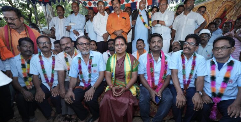 Kalvakuntla Kavitha visits Tummidihetti project site and discusses Sirpur Paper Mill, irrigation, and regional development in Asifabad