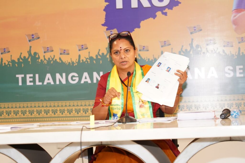 SIR Row: Kalvakuntla Kavitha Claims 11,000 Karnataka Voters and 22,000 Duplicate Votes in Kodangal