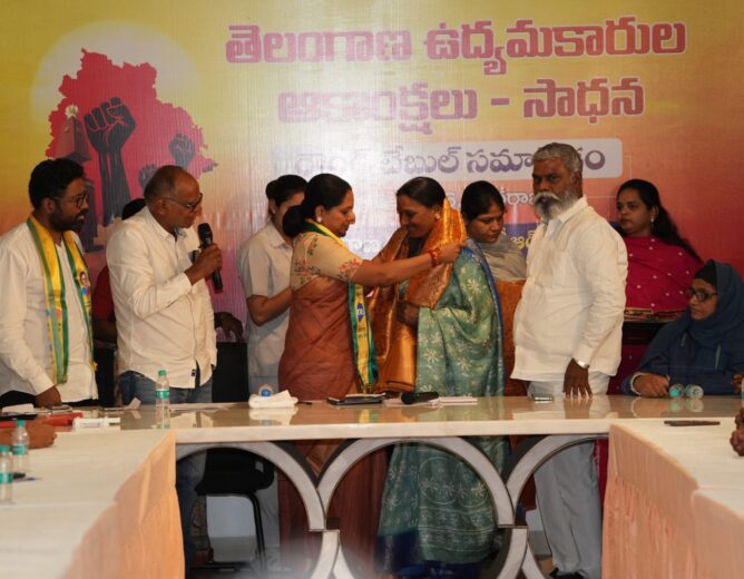 Telangana activists meeting Kalvakuntla Kavitha to demand implementation of election promises ahead of Telangana Formation Day