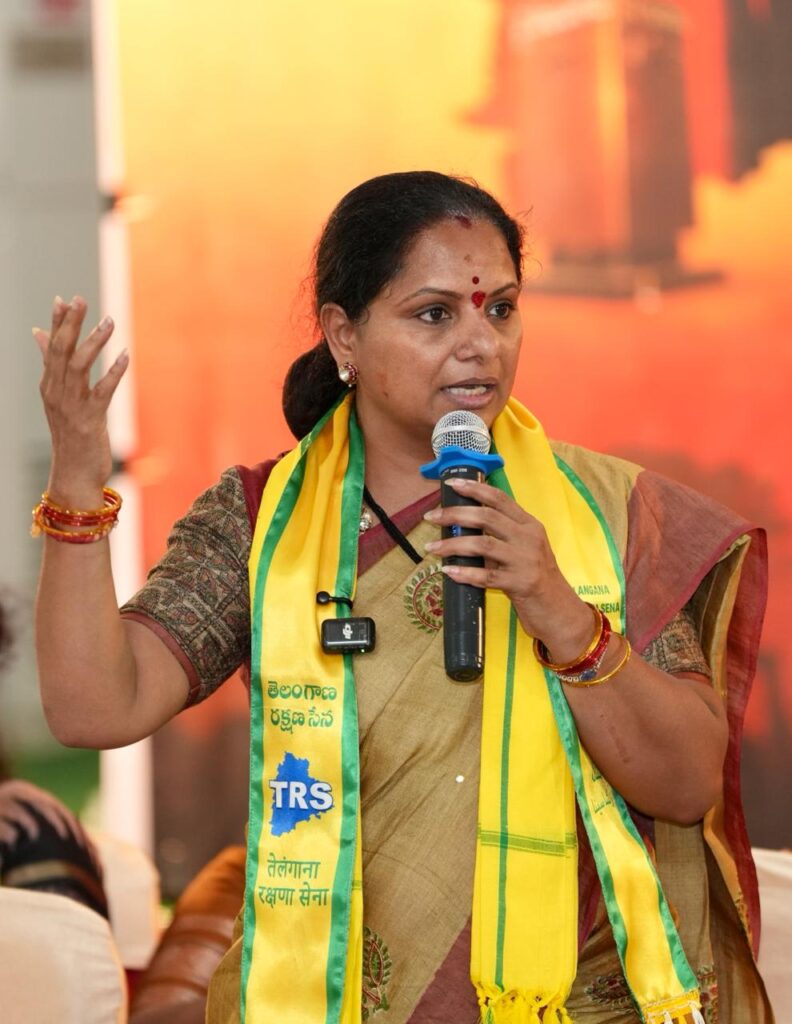K Kavitha addresses Telangana movement activists during the Telangana Udyamakarulu Round Table meeting held in Karimnagar
