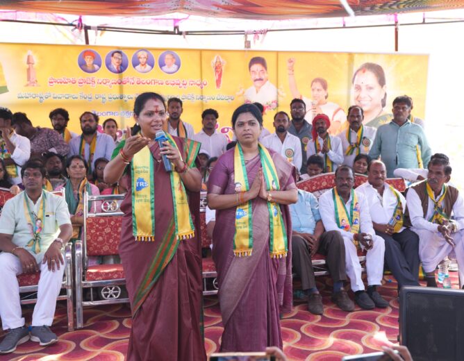 Telangana Rakshana Sena Chief Kalvakuntla Kavitha demanded immediate commencement of Tummidihetti project works, stating that a 148-metre agreement is already available and farmers cannot wait any longer
