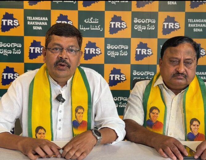 TRS Leaders Demand Probe Into Police Action During Kavitha Arrest 