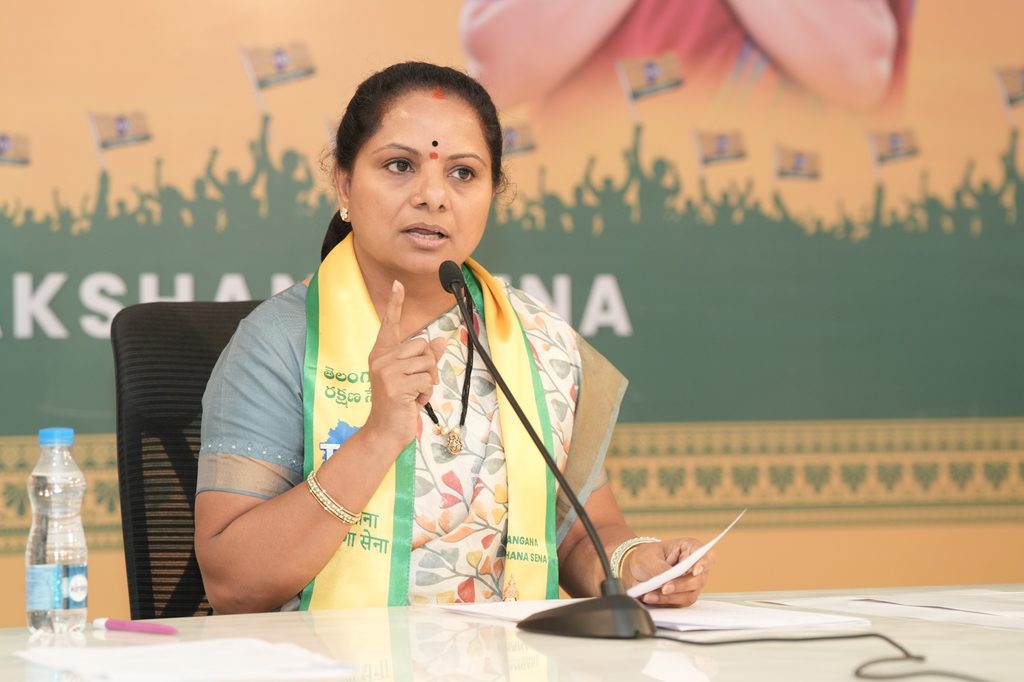 K Kavitha alleges Harish Rao is plotting to take over BRS and claims a secret understanding was reached in London.