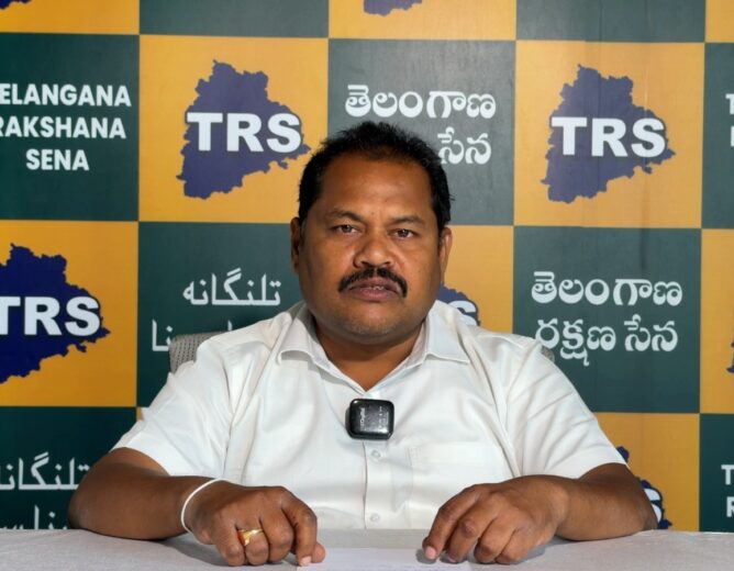 TRS Party Leader Naveen Kumar Warns of Threat to Telangana Water Rights Over Godavari 