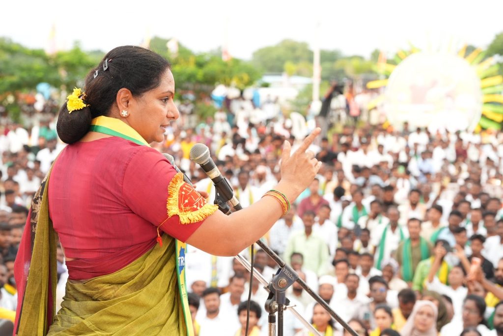 Kalvakuntla Kavitha addressing the Panchajanya Sankalpa Sabha in Kosgi, Kodangal constituency.