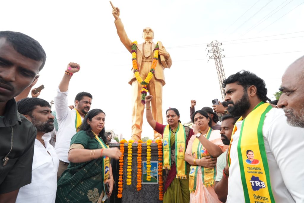 Kalvakuntla Kavitha addressed the Panchajanya Sankalpa Sabha in Kosgi on Sunday, September 20, where she described herself as the “arrow of Bahujans” and said she would fight Revanth Reddy, KCR and Narendra Modi if Telangana people blessed her.
