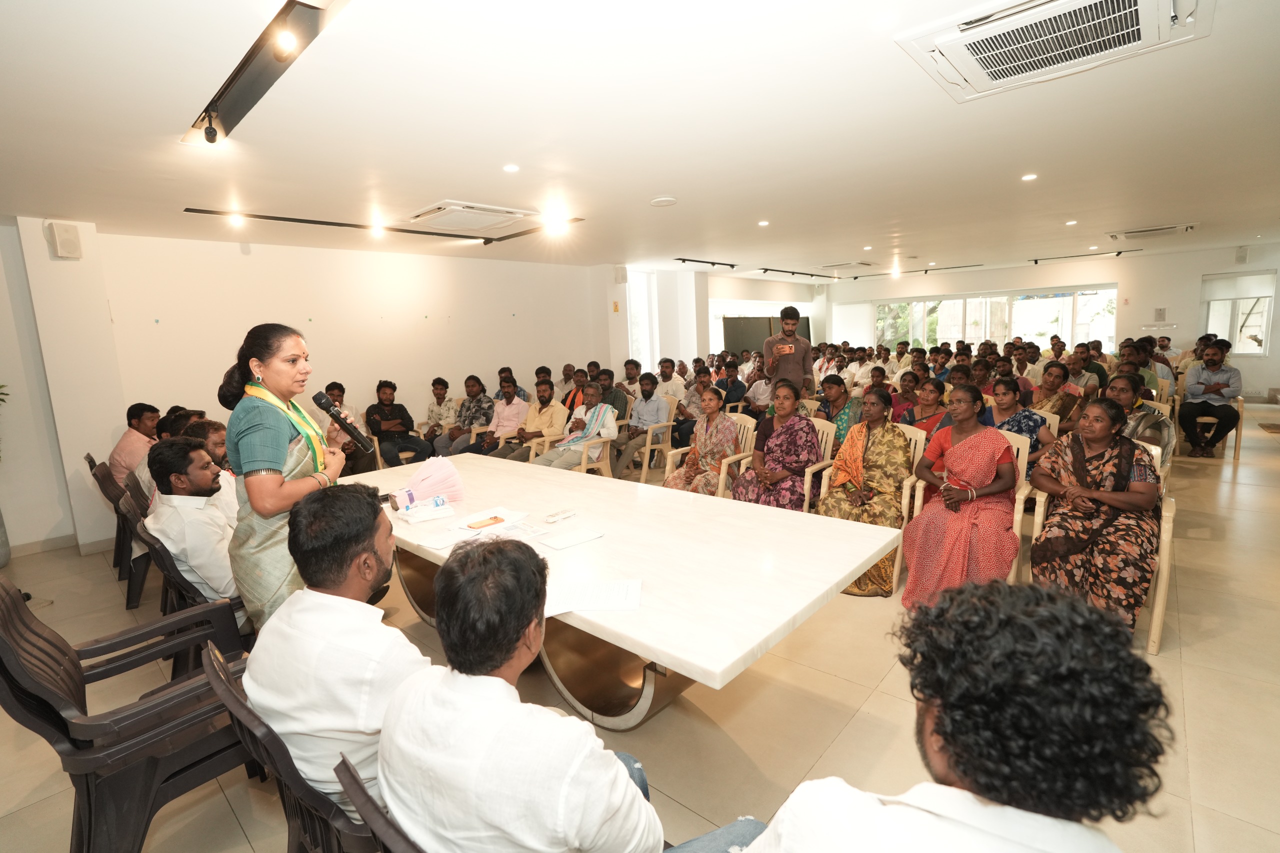 Kavitha opposes Hyderabad's garbage collection changes and backs Swachh Auto workers against proposed Ramky-linked plans