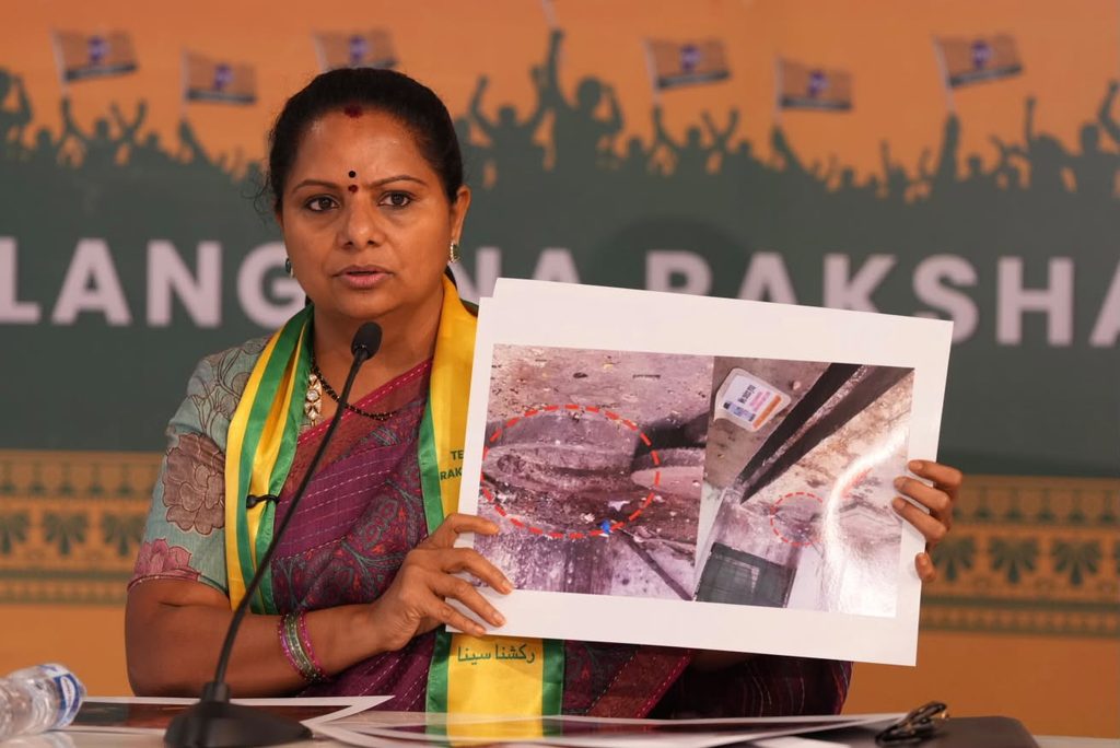 Telangana Rakshana Sena chief Kavitha criticised the government over RIMS Adilabad infant deaths and announced plans to contest the Khairatabad bypoll