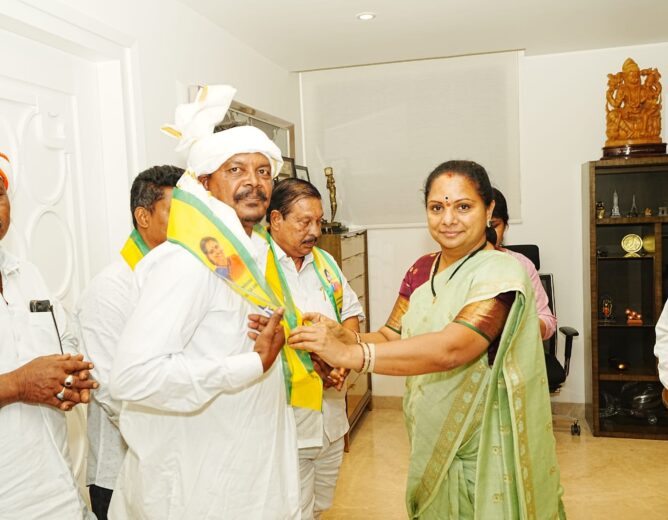 Nagoba Temple Priest Mesram Anandrao Joins Telangana Rakshana Sena