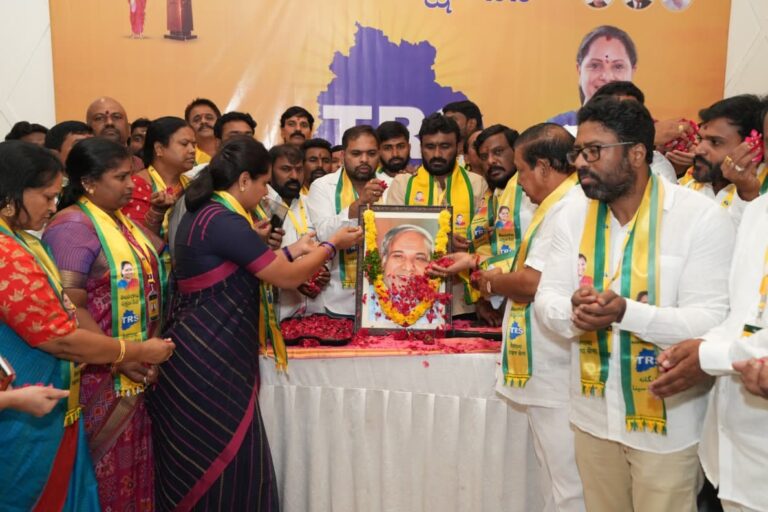 Telangana Rakshana Sena Chief Kalvakuntla Kavitha Pays Tribute to Kanshi Ram and Demands Bharat Ratna for His Contribution to Social Justice.